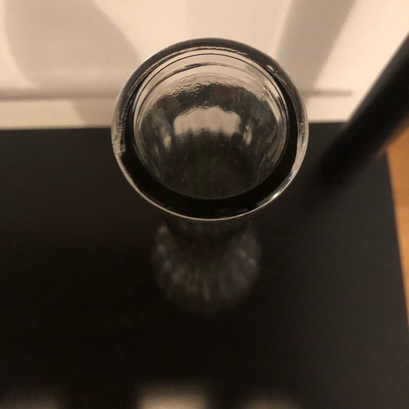 Classic! 🌹 Glass Flower Vase - Picture 2 of 8